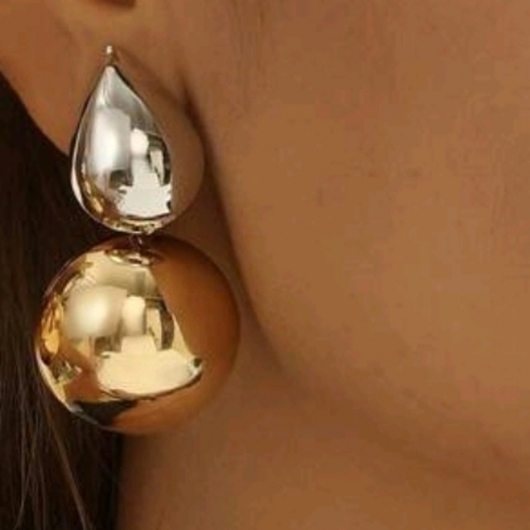 Two gold and silver tone geometric drop fashion earrings NWOT - Picture 4 of 4